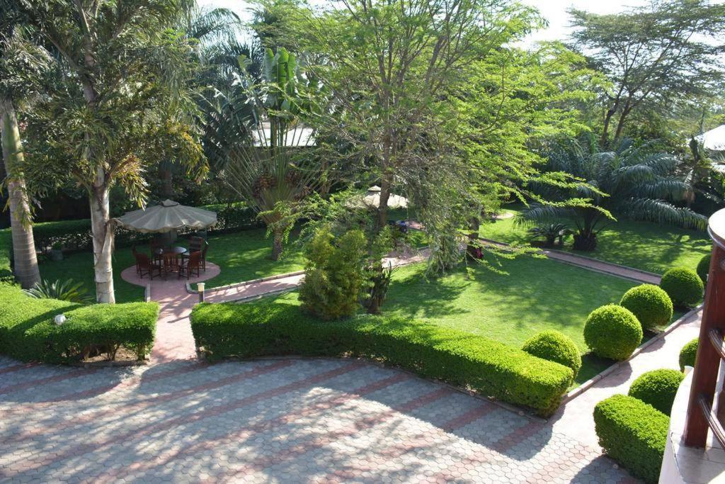 New Charity Hotel International Arusha Eksteriør bilde