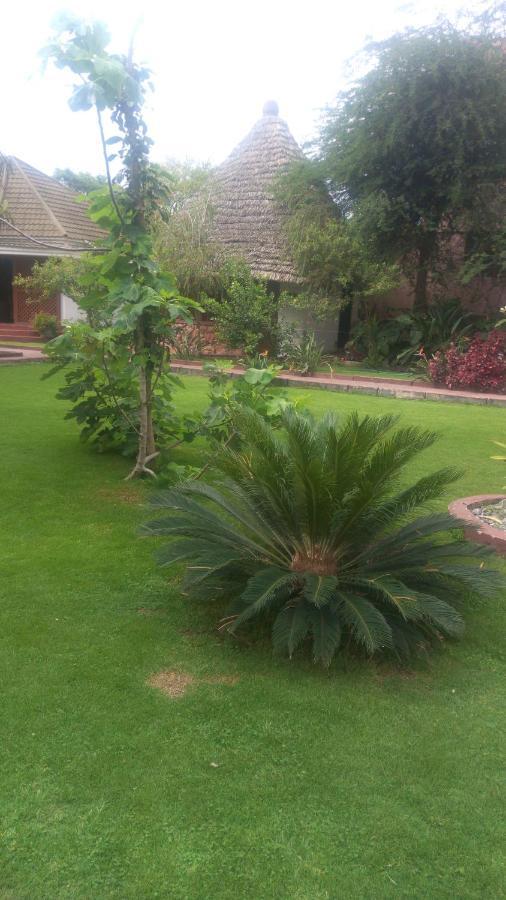 New Charity Hotel International Arusha Eksteriør bilde